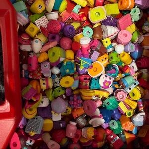 Shopkins mystery bundle